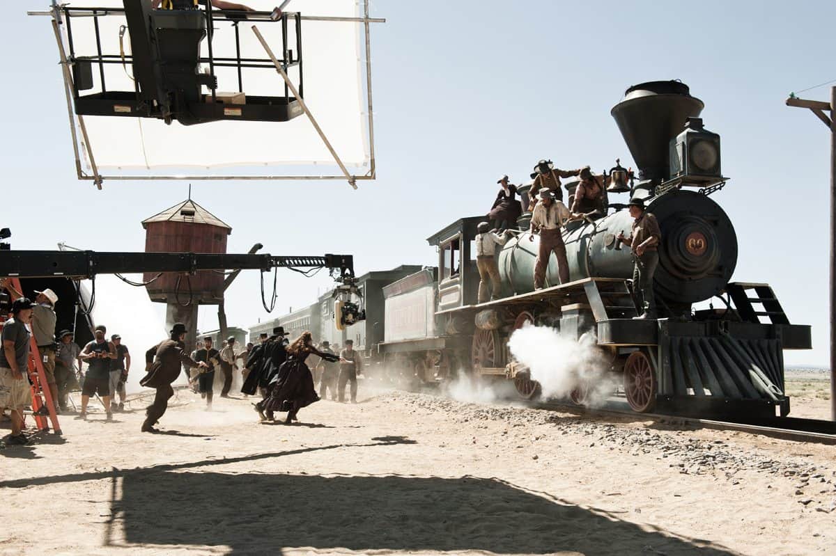 "THE LONE RANGER"
Ph: Peter Mountain
©Disney Enterprises, Inc. and Jerry Bruckheimer Inc. All Rights Reserved.