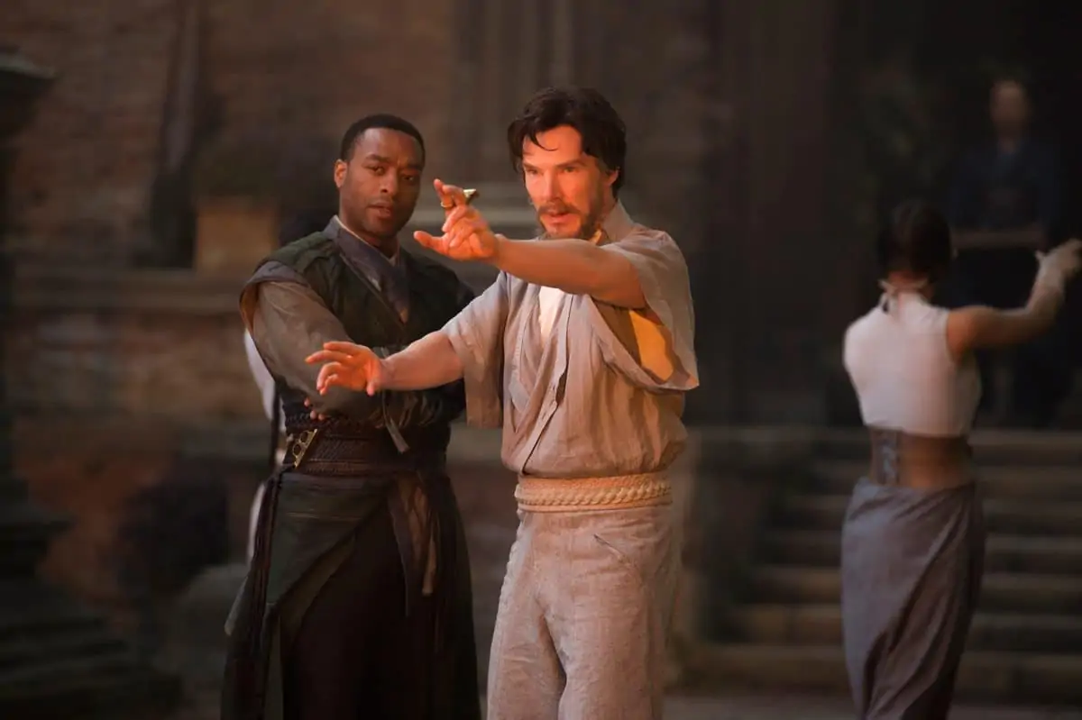 Mordo (Chiwetel Ejiofor) and Doctor Stephen Strange (Benedict Cumberbatch)