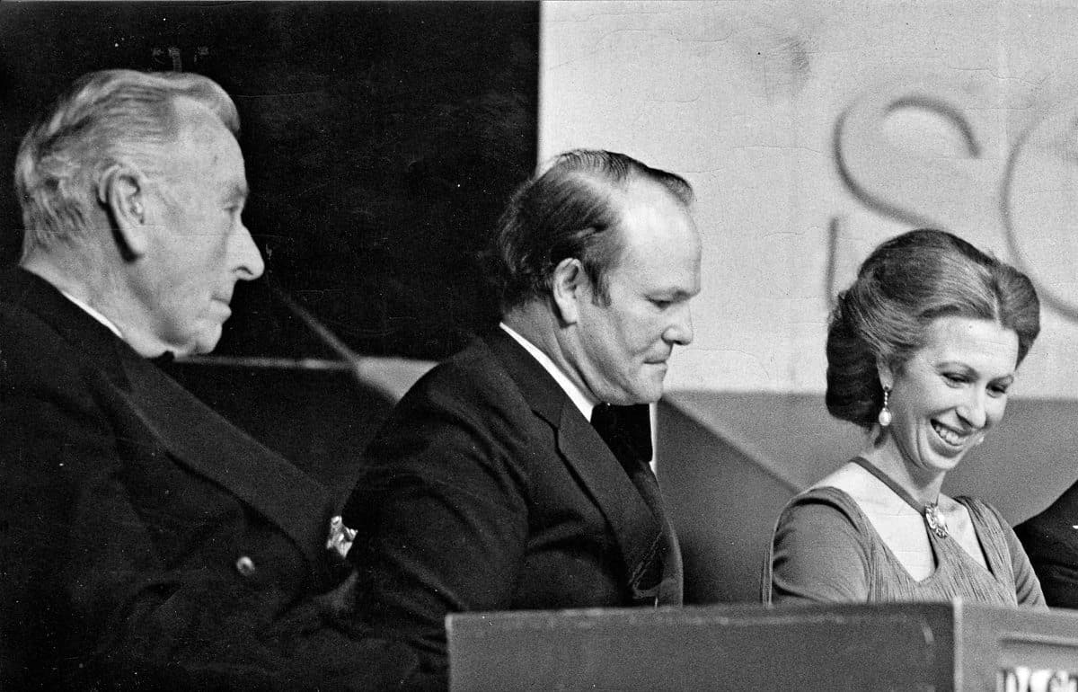 Unknown-10.1 Pictured with Lord Mountbatten and Princess Anne