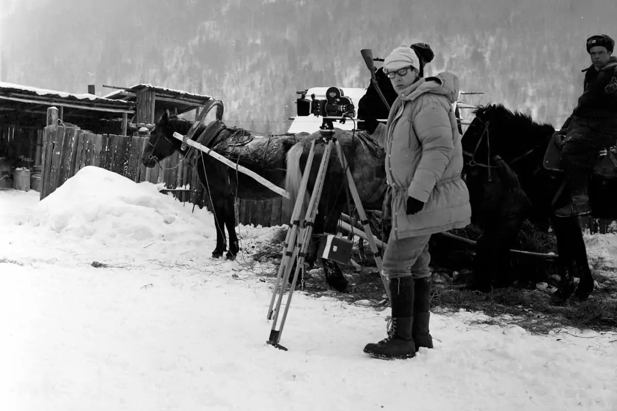 Dedo Weigert filming in Irkutz, Siberia