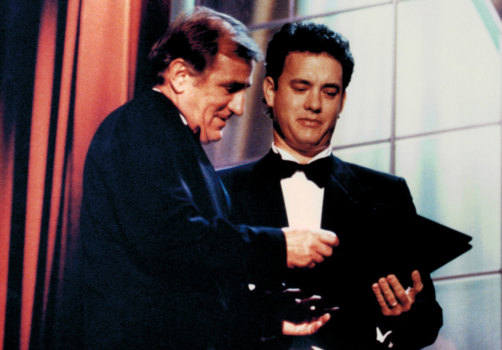 Tom Hanks presents Otto Nemenz with an Academy Sci Tech Award for the Canon/Nemenz Zoom Lens