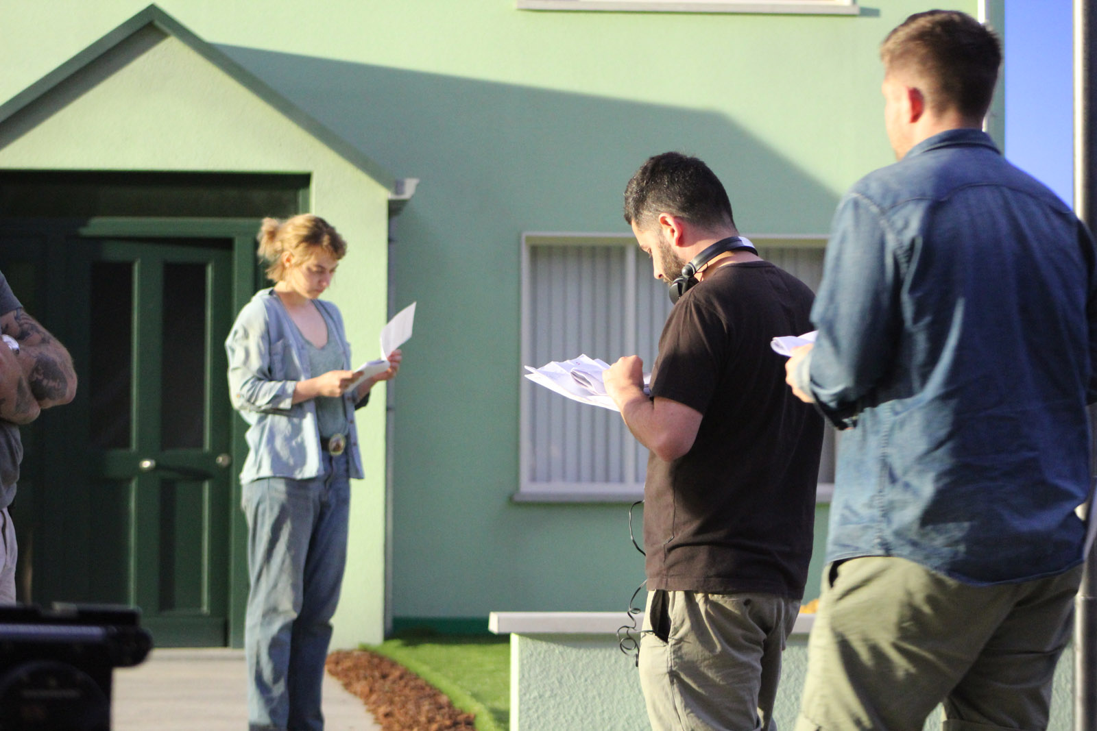 0116 BTS Imogen Poots (Gemma), Lorcan Finnegan (Director) and crew - John McDonnell