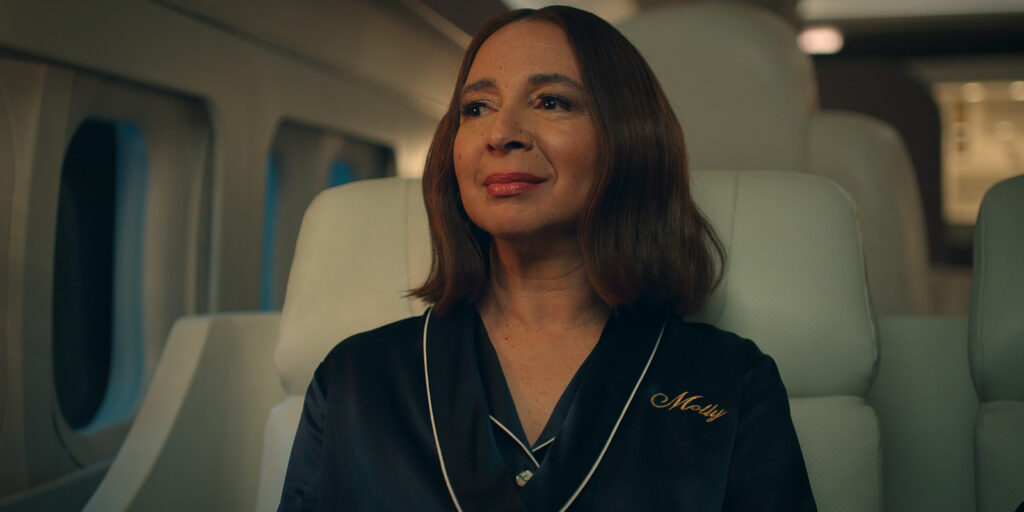 Maya Rudolph sat on a plane