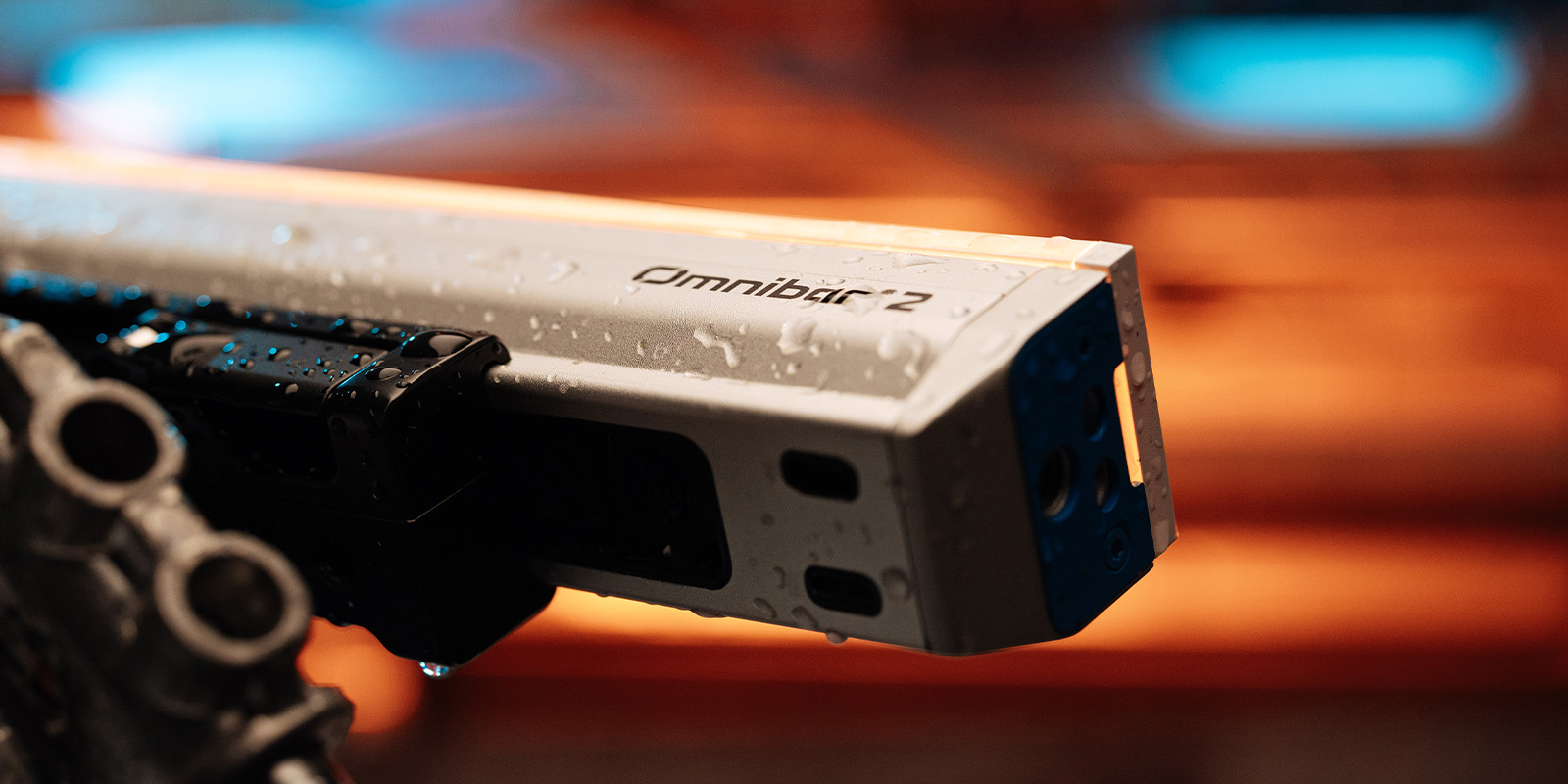 Omnibar against an orange light