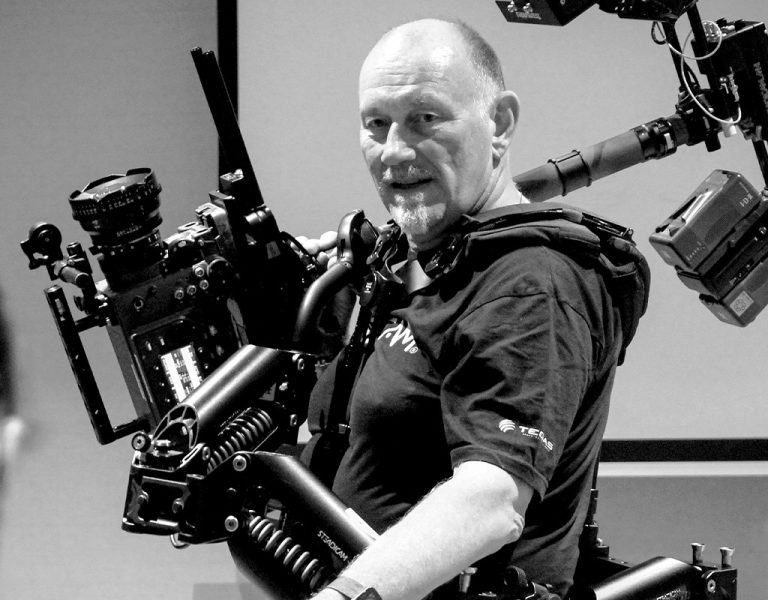Thwaites operating a Steadicam