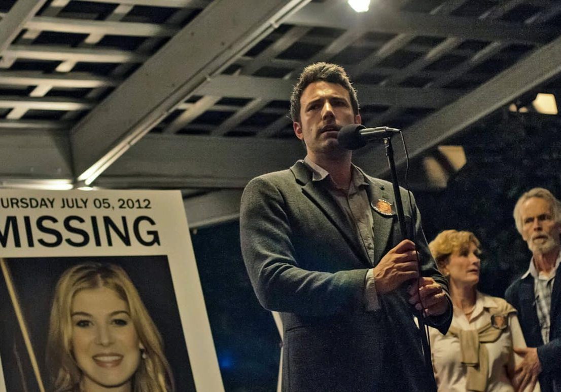 DF-01826cc - Nick Dunne (Ben Affleck) finds himself the chief suspect behind the shocking disappearance of his wife Amy (Rosamund Pike), on their fifth anniversary.
